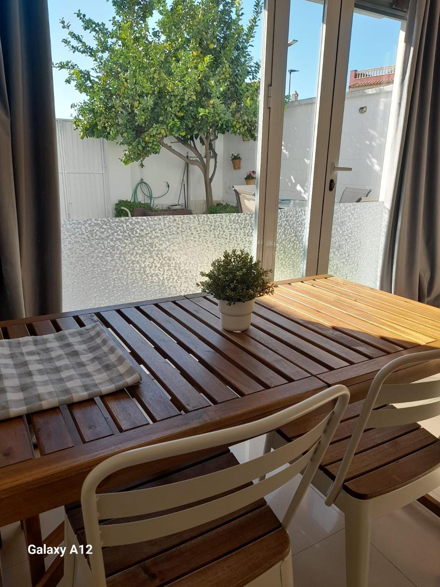 Acogedor Loft A 30 Minutos De La Playa Y Montana Lejlighed Lebrija Eksteriør billede