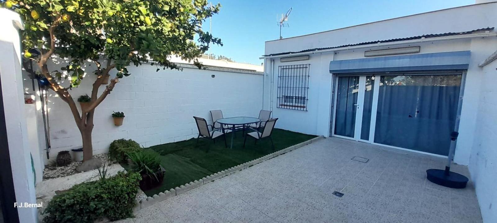 Acogedor Loft A 30 Minutos De La Playa Y Montana Lejlighed Lebrija Eksteriør billede